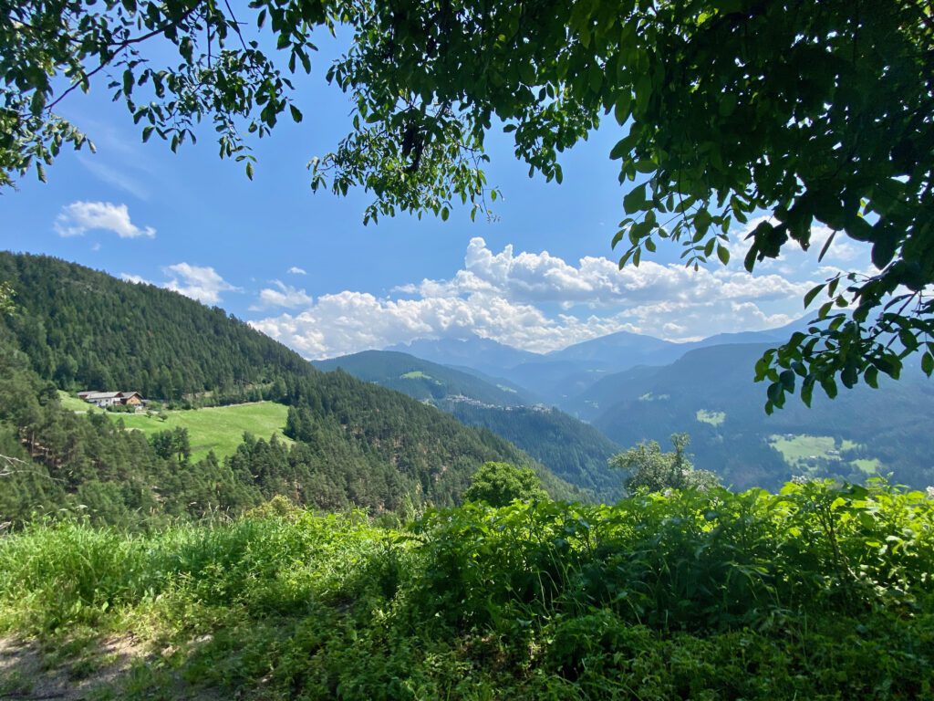Fietsen in Zuid-Tirol met uitzicht op de Dolomieten