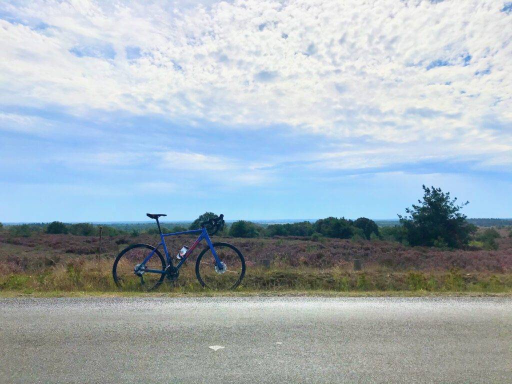 gravelbike, fietsen, fietsen op de sallandse heuvelrug, fietsvakantie, fietsen in salland, fietsen in Nederland, fietsvakantie nederland, fiets, vakantie, wielrennen, gravelbiken, gravelfiets