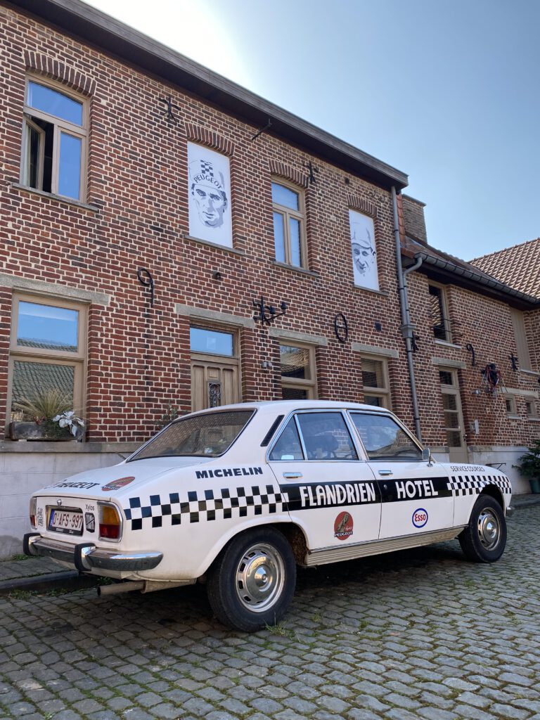 flandrien hotel, peugeot car, flandrien hotel fietsen, wielrennen, fietsen in vlaanderen, flanders