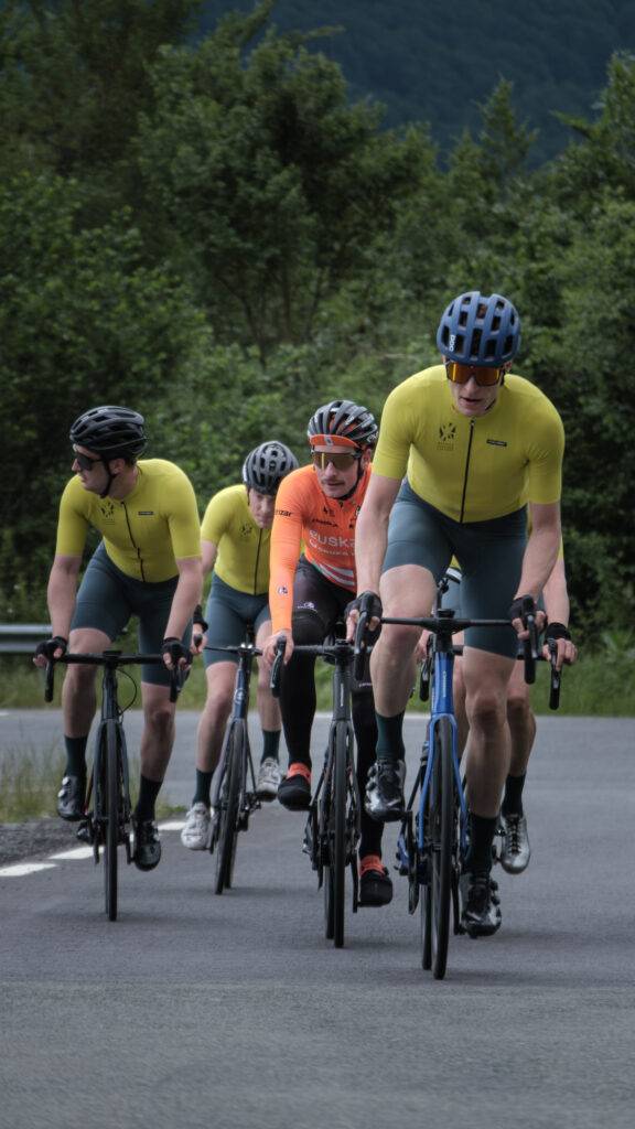 fietsen, wielrennen, baskenland, cycling, baskenland, etxeondo, grupetto peio
