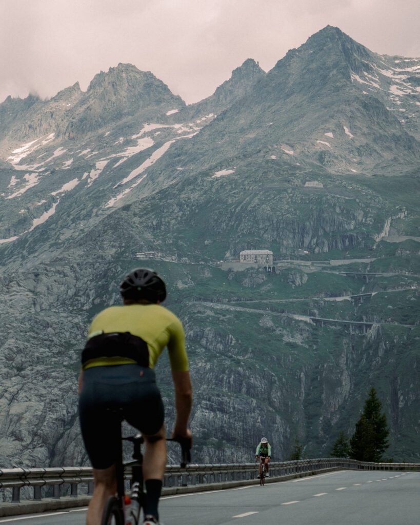Furkapas, sander kolsloot, fietsen in zwitserland, zwitserland, swiss cycling, fietsen, fietsen in valais, hotel belvédère, etxeondo, furkapass, wielrennen, wielrenvakantie, fietsen op de furkapas