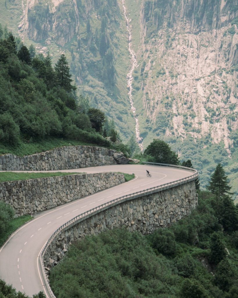 Sander Kolsloot, top, furkapass, fietsen in zwitserland, cycling, cycling switzerland, suisse, wielrennen, wielrenvakantie, haarspeldbochten, switchbacks, hotel belvedere, fietsen in crans-montana