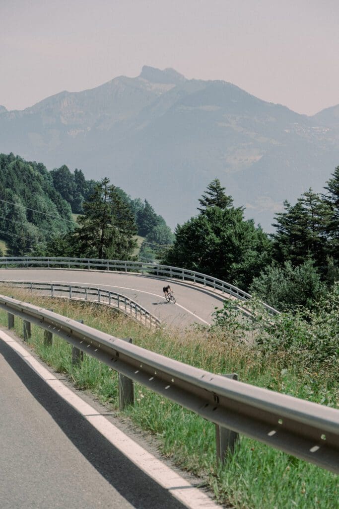 morgins, afdaling, zwitserland, tour de france, tdf, le tour, fietsen in zwitserland, fietsen in valais, fietsen in region dents du midi, fietsklim, Frankrijk, Klim naar Morgins