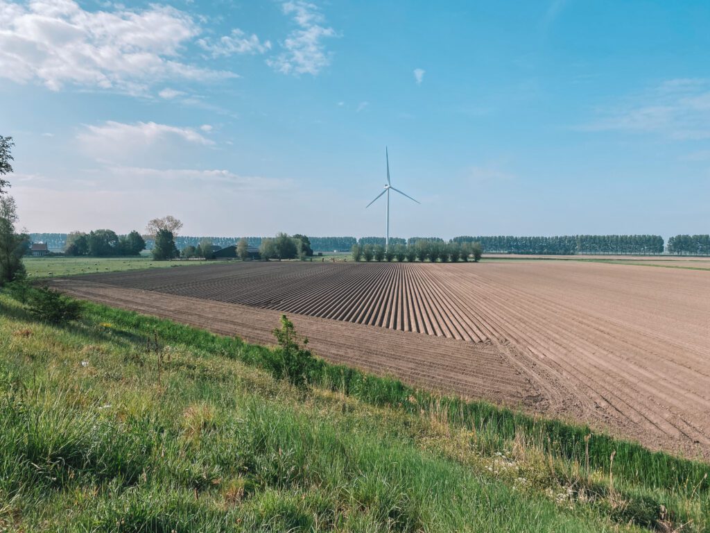 akkers, windmolen, fietsen in west-brabant, fietsen in brabant, fietsen in Nederland, gravelbike, fietsen, gravel, fons bikes, fons, Nederland, Holland, Brabant, Ons Brabant, Nynke Cuperus