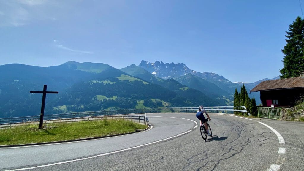 cycling, fietsen in valais, fietsen in region dents du midi, fietsen in zwitserland, ruben hoogland, zwitserland, cycling switzerland