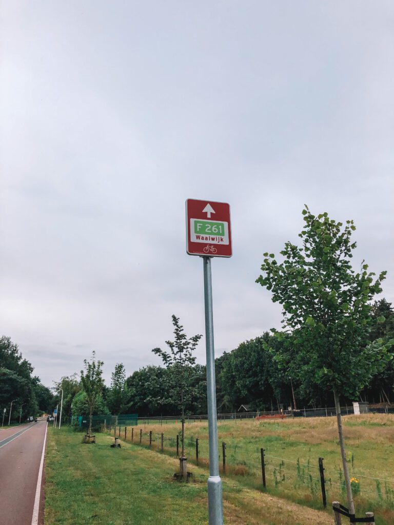 fietsen in Noord-Brabant, fietsen in brabant, brabant, routes, fietsroutes, fietsroutes in brabant, fietsvakantie, bikepacking, bikepack, fietsvakantie in brabant, nederland, fietsvakantie in Nederland, snelfietspad, f261, fietspad 261