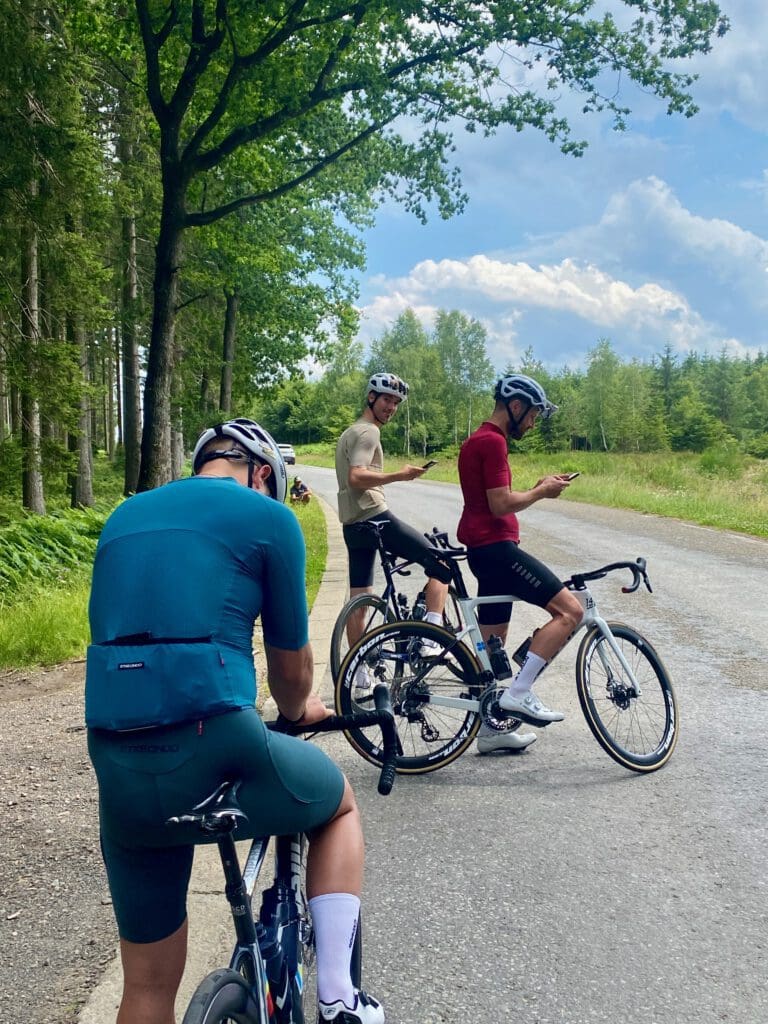 influencer, instagram, fietsen in de ardennen, wielrennen, etxeondo, gilkinet, cycles gilkinet, 14carbon, dennis knuist