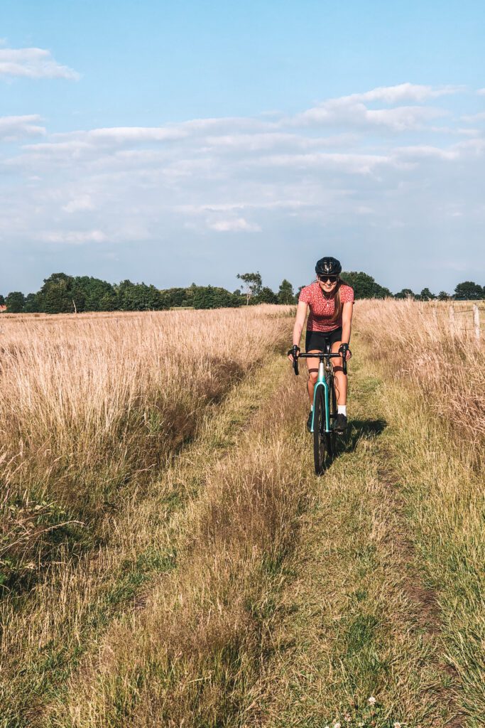 Nynke, gravel, chaam, brabant, gravel in chaam, gravelbiken in chaam, gravelroute, gravelroutes, gravelbikes, gravelen, gravel routes, gravel tours, brabant, visitbrabant, visit brabant, Nynke Cuperus