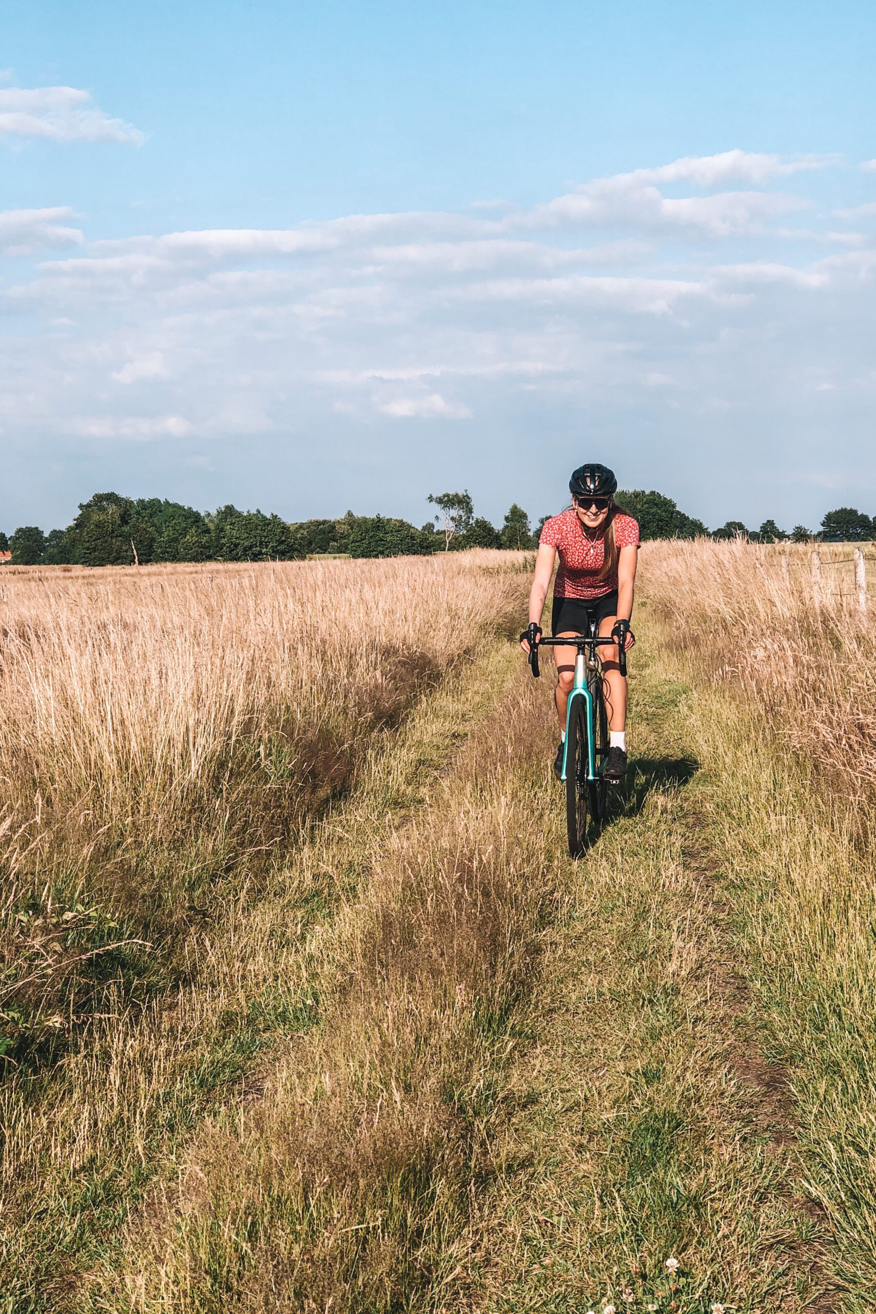 Nynke, gravel, chaam, brabant, gravel in chaam, gravelbiken in chaam, gravelroute, gravelroutes, gravelbikes, gravelen, gravel routes, gravel tours, brabant, visitbrabant, visit brabant, Nynke Cuperus
