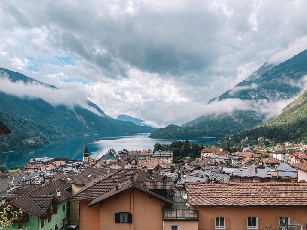fietsen in Italië, Molveno, Dolomieten, Fietsen in de Dolomieten, Fietsvakantie Dolomieten, Zuid-Tirol, Südtirol, Wielrenvakantie, Bergen, fietsen in de bergen, wielrennen, wielrennen in de bergen