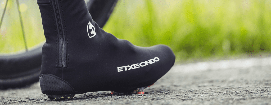 etxeondo, overschoenen, warme schoenen. Gune, etxeondo gune, etxeondo overschoenen.