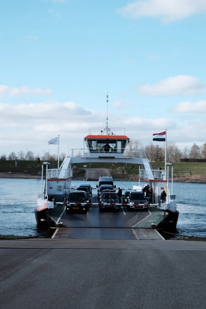 oversteek wijk bij duurstede, fietsroute veenendaal, de pont