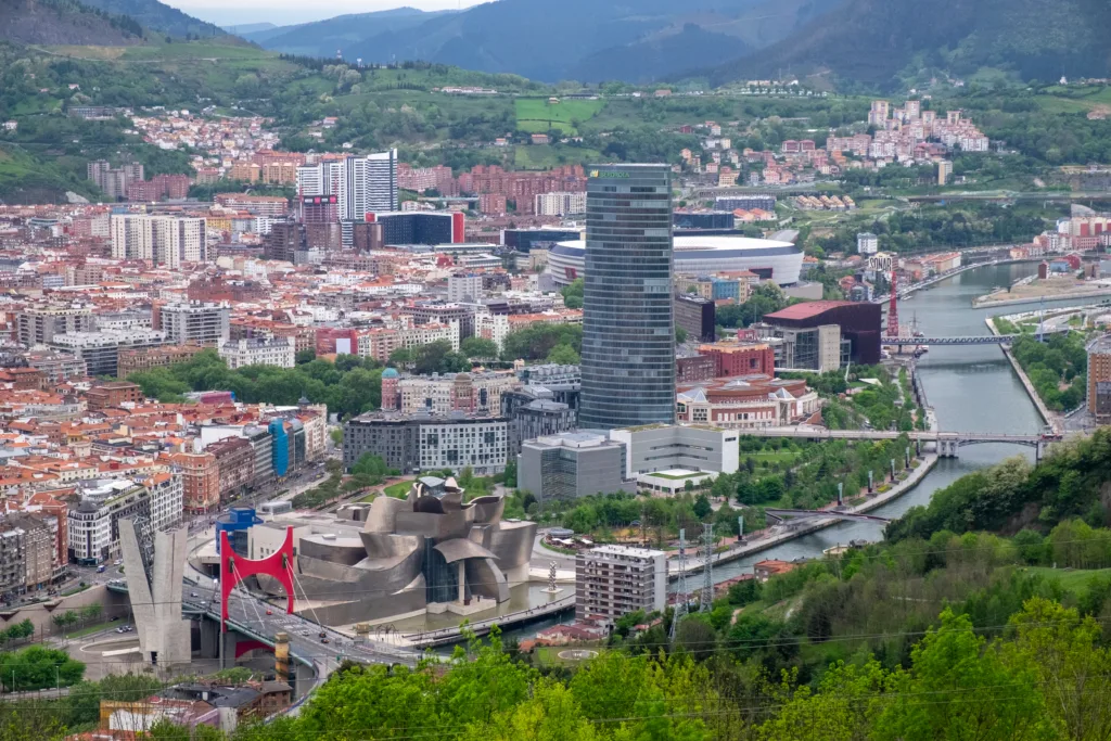 Uitzicht Bilbao, Rondje Baskenland, baskenland fietsen, Bilbao, Guggenhiem