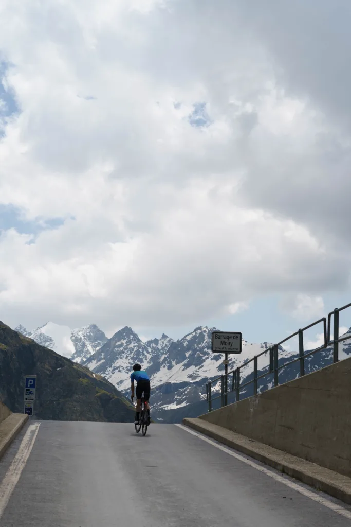 barrage de moiry, de top, klimmen naar lac de moiry, moiry klimroute, fietsroute lac de moiry