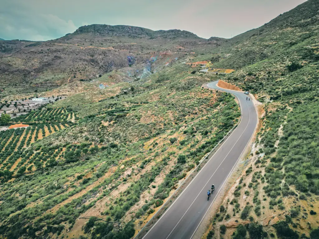 fietsen in roquetas de mar, beklimming, fietsen in spanje, fietsen in andalusië, andalusië fietsbestemming.